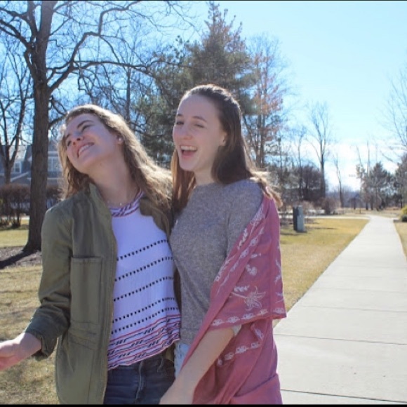 Shawl - Picture 1 of 5